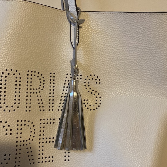NWOT - Victoria’s Secret White/Silver Tote bag - Picture 3 of 8